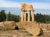 Agrigente - la vallée des temples - temple de Castor et Pollux (ce qu'il en reste)